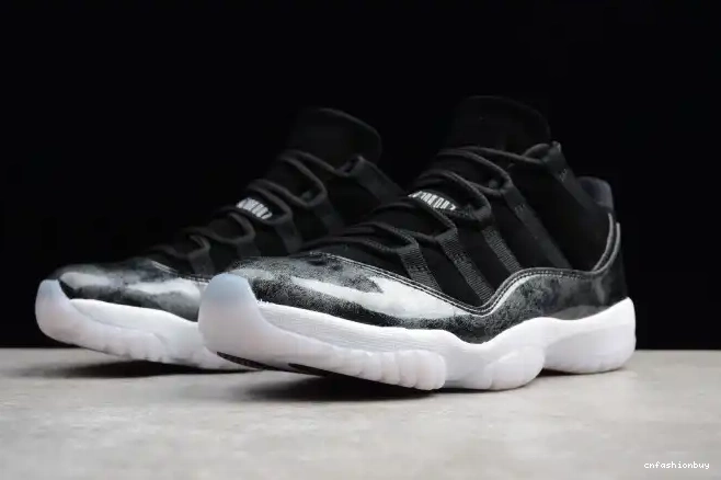 Air 11 Retro 528895-010 Low Jordan 
